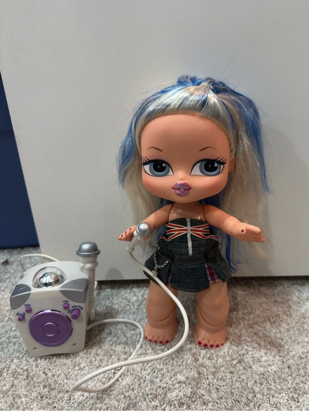 Bratz interactive singing